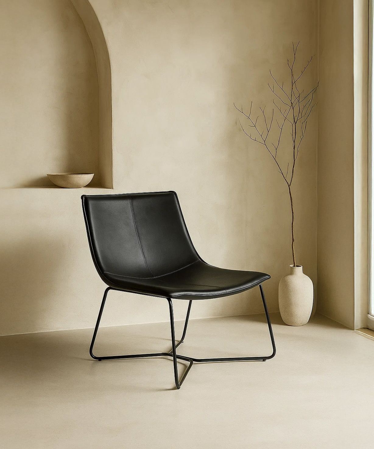 Bergondo Cocoon Accent Chair (Shadow Slate Black) – Mid-century Modern Coconut Style Lounge Chair - Marcel Olsen