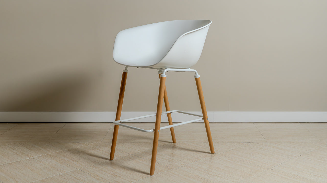 Bar Stools – Elevated Seating for Kitchens & Countertops