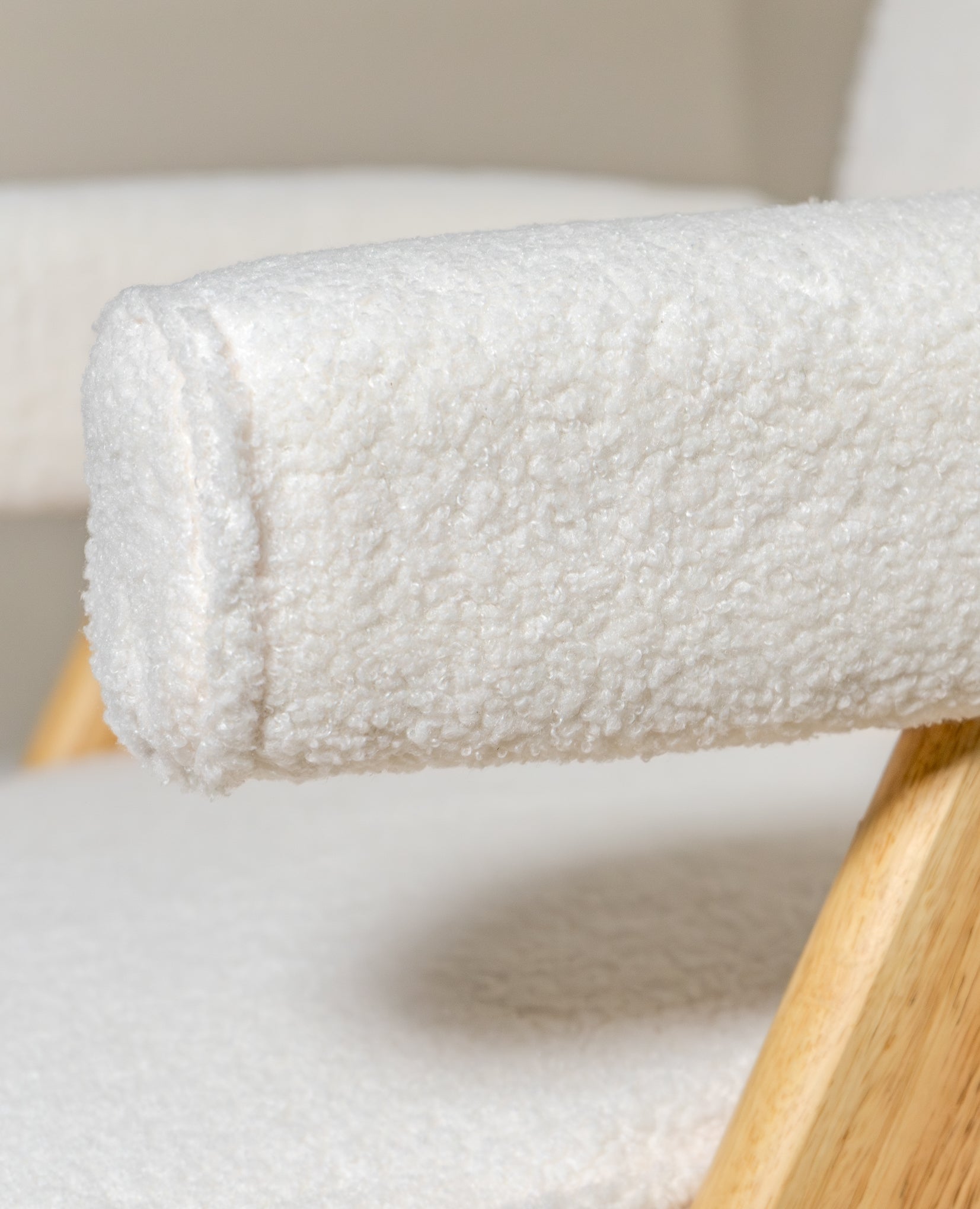 Bascuas Boho Upholstered Armchair (Bouclé White Fabric) – Mid-century Style Accent Chair - Marcel Olsen