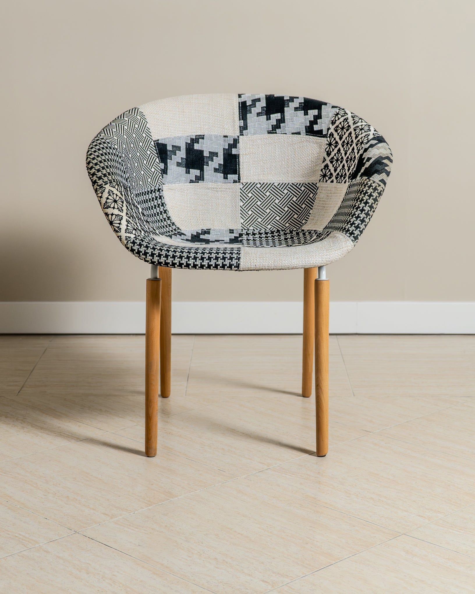 Casco Modern Dining Chair (Monochrome) – Scandinavian Style Shell Chair with Wooden Legs - Marcel Olsen