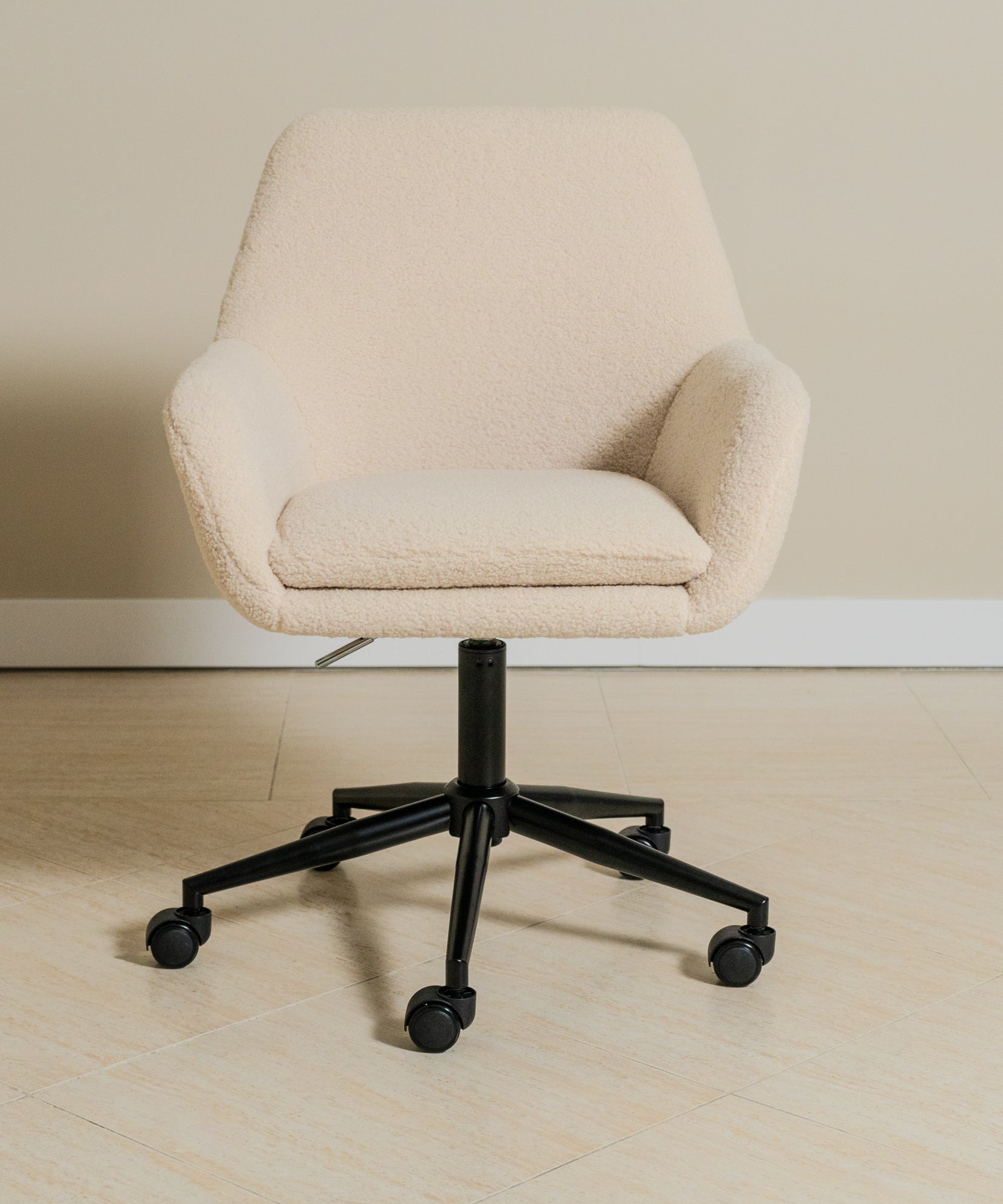 Sheepskin Desk Chair (Sahara Beige Bouclé) - Marcel Olsen