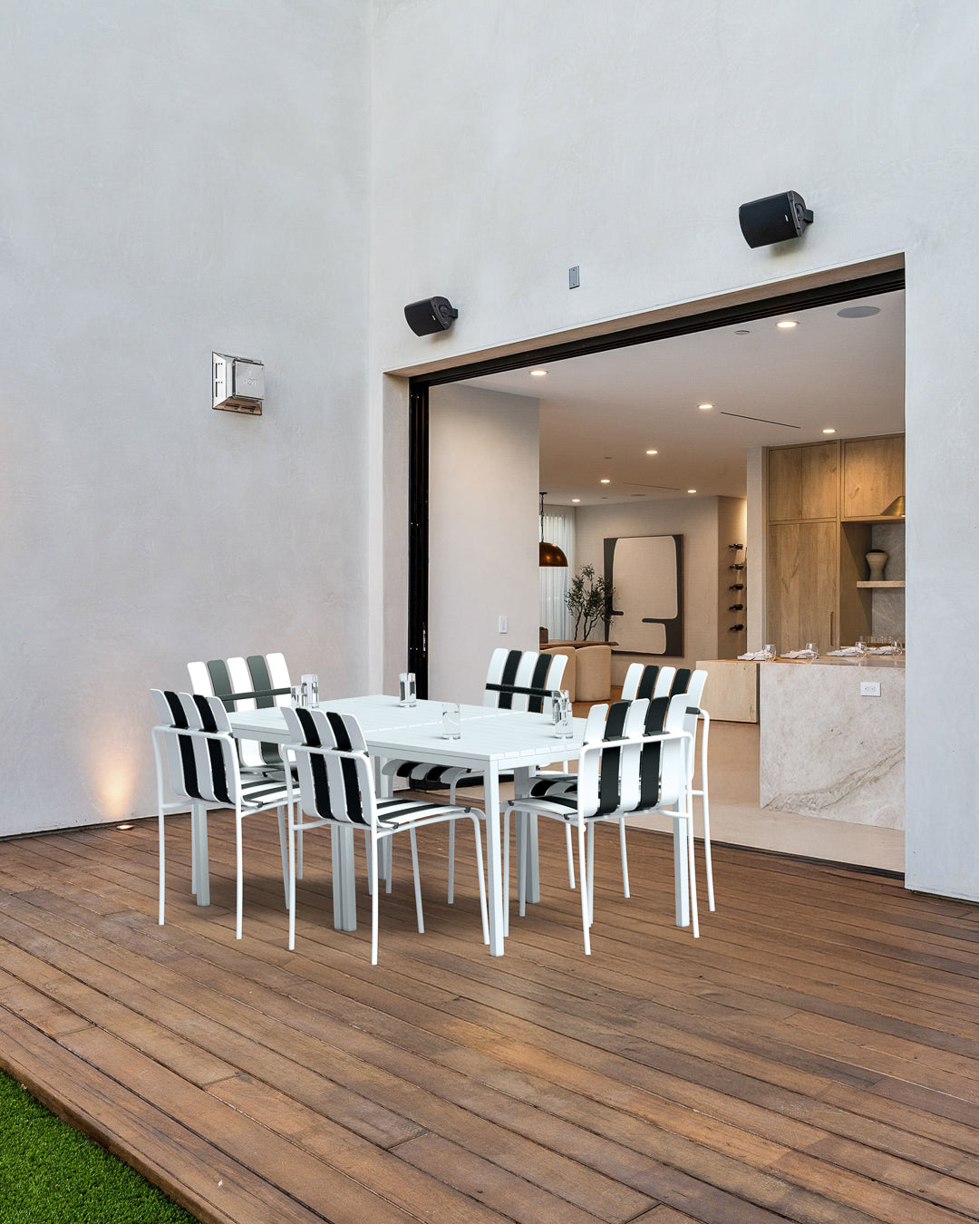 Ondara Outdoor Chair (Zebra Black & White) – Modern Boho Patio Chair - Marcel Olsen