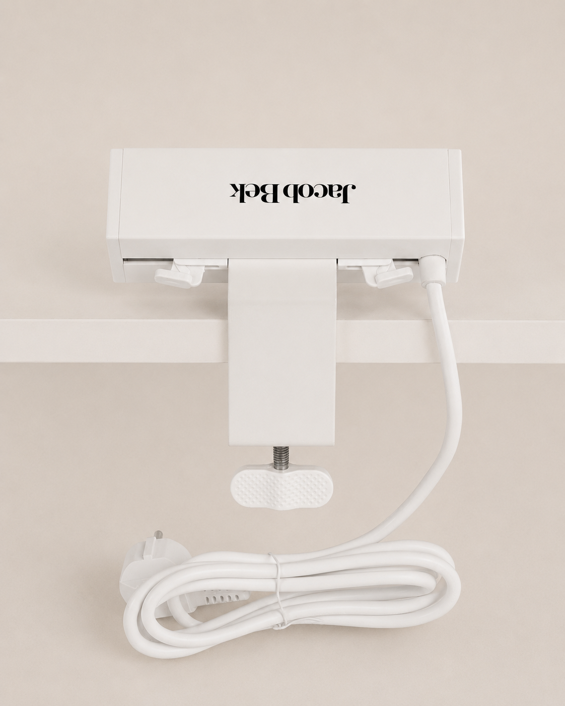 5-in-1 Desk Power Strip With USB-C & Clamp Mount – White - Outlet Power & Wire Management - Marcel Olsen