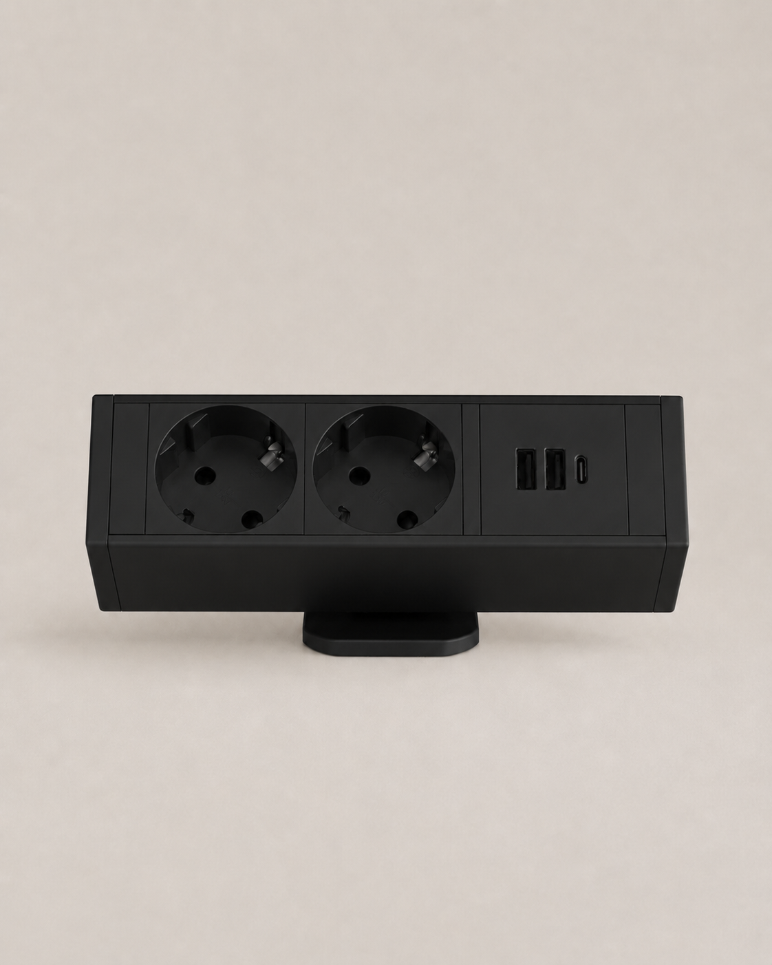 5-in-1 Desk Power Strip With USB-C & Clamp Mount – Black - Outlet Power & Wire Management - Marcel Olsen