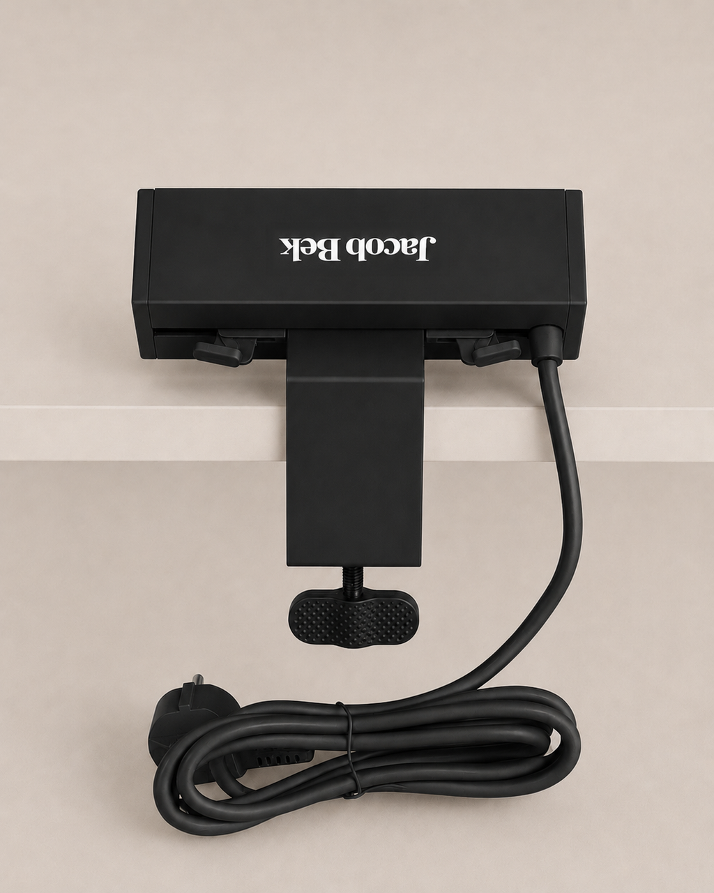 5-in-1 Desk Power Strip With USB-C & Clamp Mount – Black - Outlet Power & Wire Management - Marcel Olsen