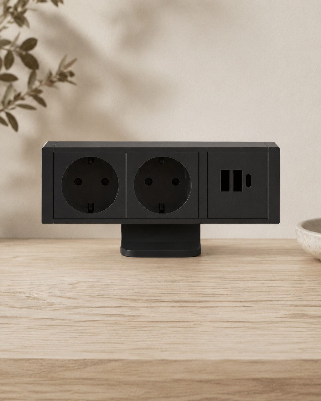 5-in-1 Desk Power Strip With USB-C & Clamp Mount – Black - Outlet Power & Wire Management - Marcel Olsen
