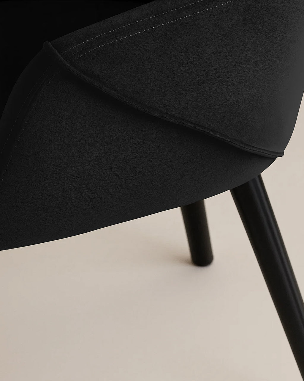 Bonanova Velvet Dining Chairs – Set of 4 (Noir Black Fabric) – Outlet - Marcel Olsen