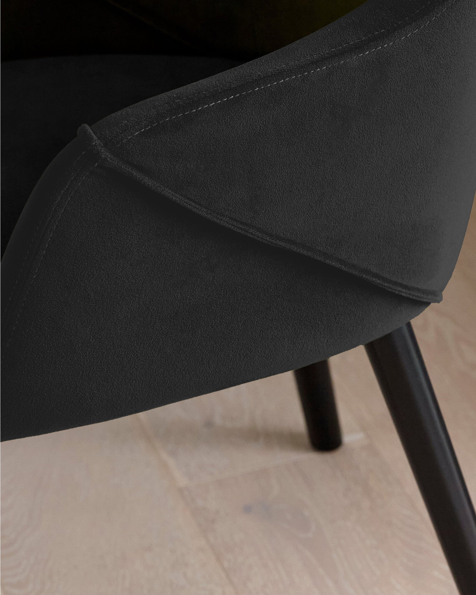 Bonanova Velvet Dining Chair (Noir Black Fabric) – Modern Upholstered Dining Chair with Armrests - Marcel Olsen