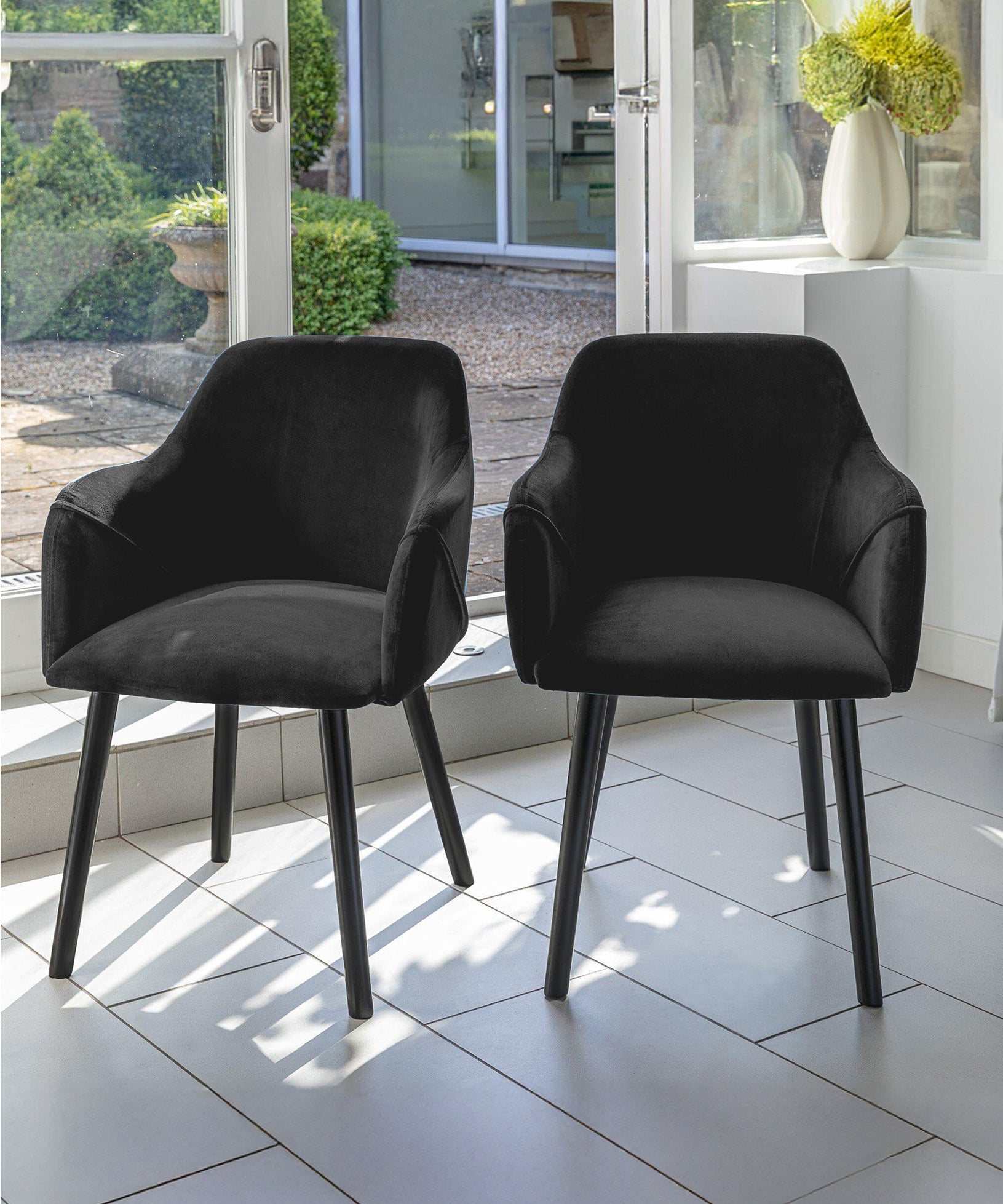 Bonanova Velvet Dining Chair (Noir Black Fabric) – Modern Upholstered Dining Chair with Armrests - Marcel Olsen