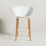 Casco Modern Bar Stool Armchair (Arctic White) – Scandinavian Style Shell Stool with Wooden Legs & Armrests (68cm) (4 Units) Outlet Products - Marcel Olsen