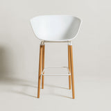 Casco Modern Bar Stool Armchair (Arctic White) – Scandinavian Style Shell Stool with Wooden Legs & Armrests (68cm) (4 Units) Outlet Products - Marcel Olsen