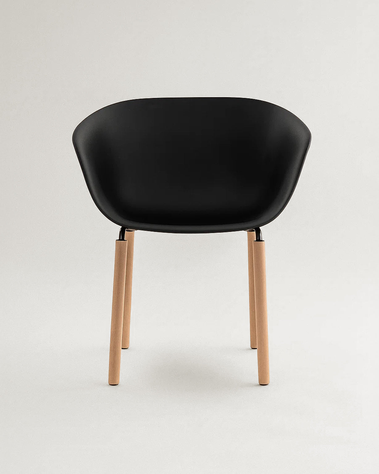 Casco Modern Dining Chair (Jet Black) – (4 Units) Outlet Products - Marcel Olsen