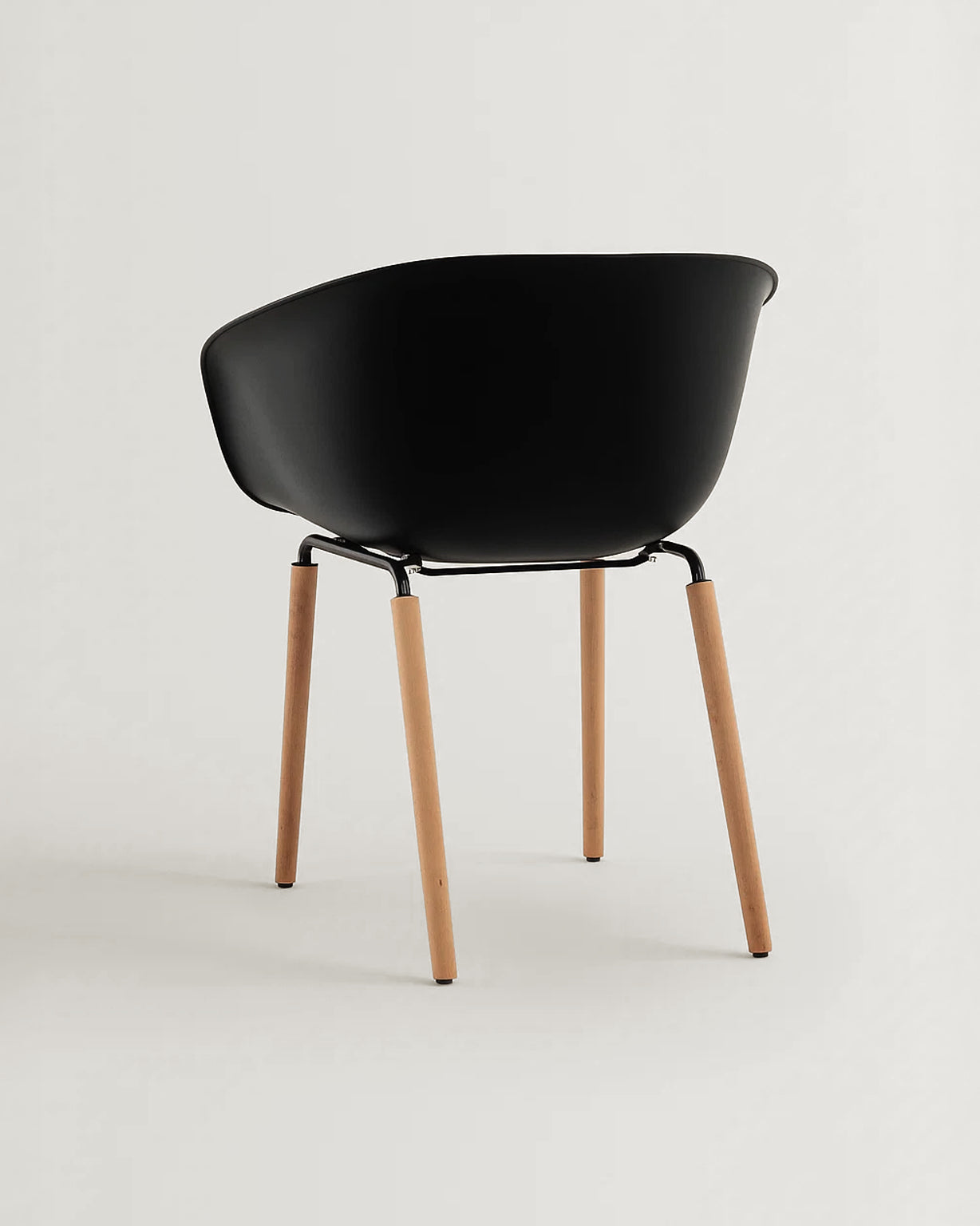 Casco Modern Dining Chair (Jet Black) – (4 Units) Outlet Products - Marcel Olsen