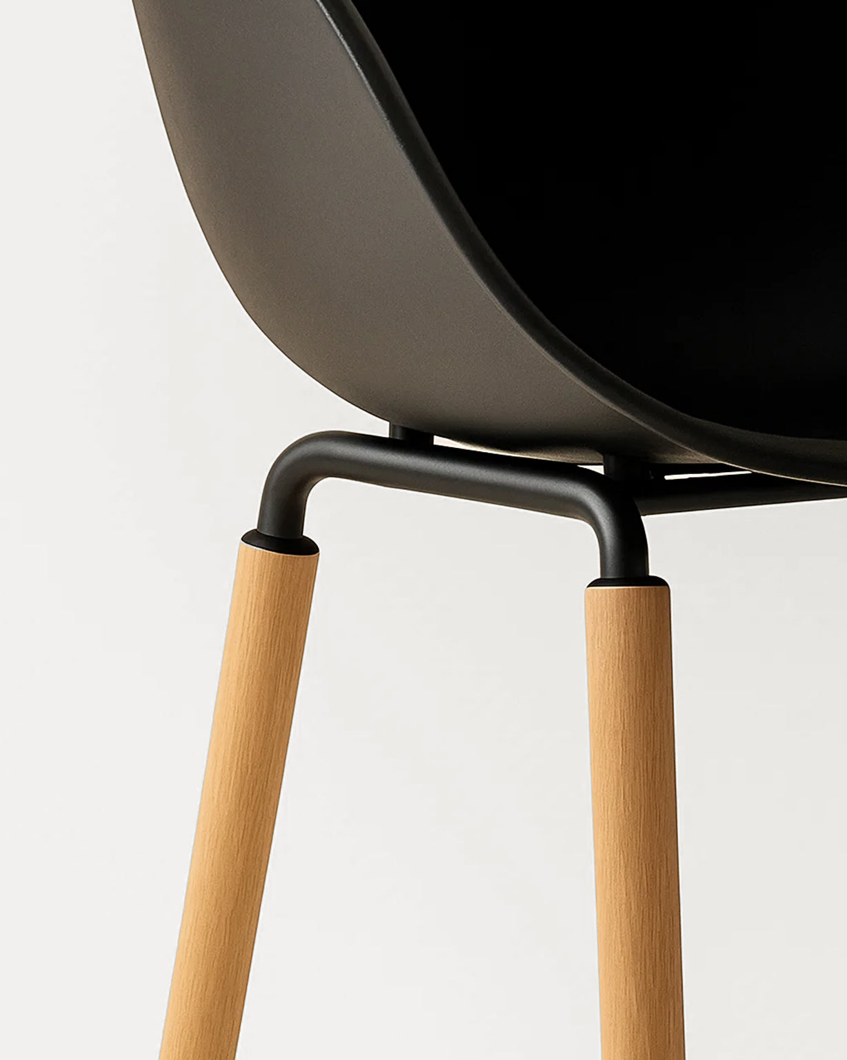 Casco Modern Dining Chair (Jet Black) – (4 Units) Outlet Products - Marcel Olsen