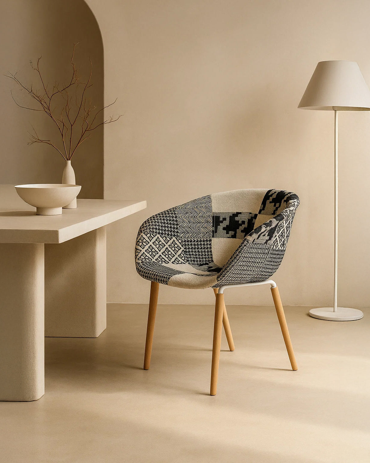 Casco Modern Dining Chair (Monochrome) – Scandinavian Style Shell Chair with Wooden Legs (4 Units) Outlet Products - Marcel Olsen