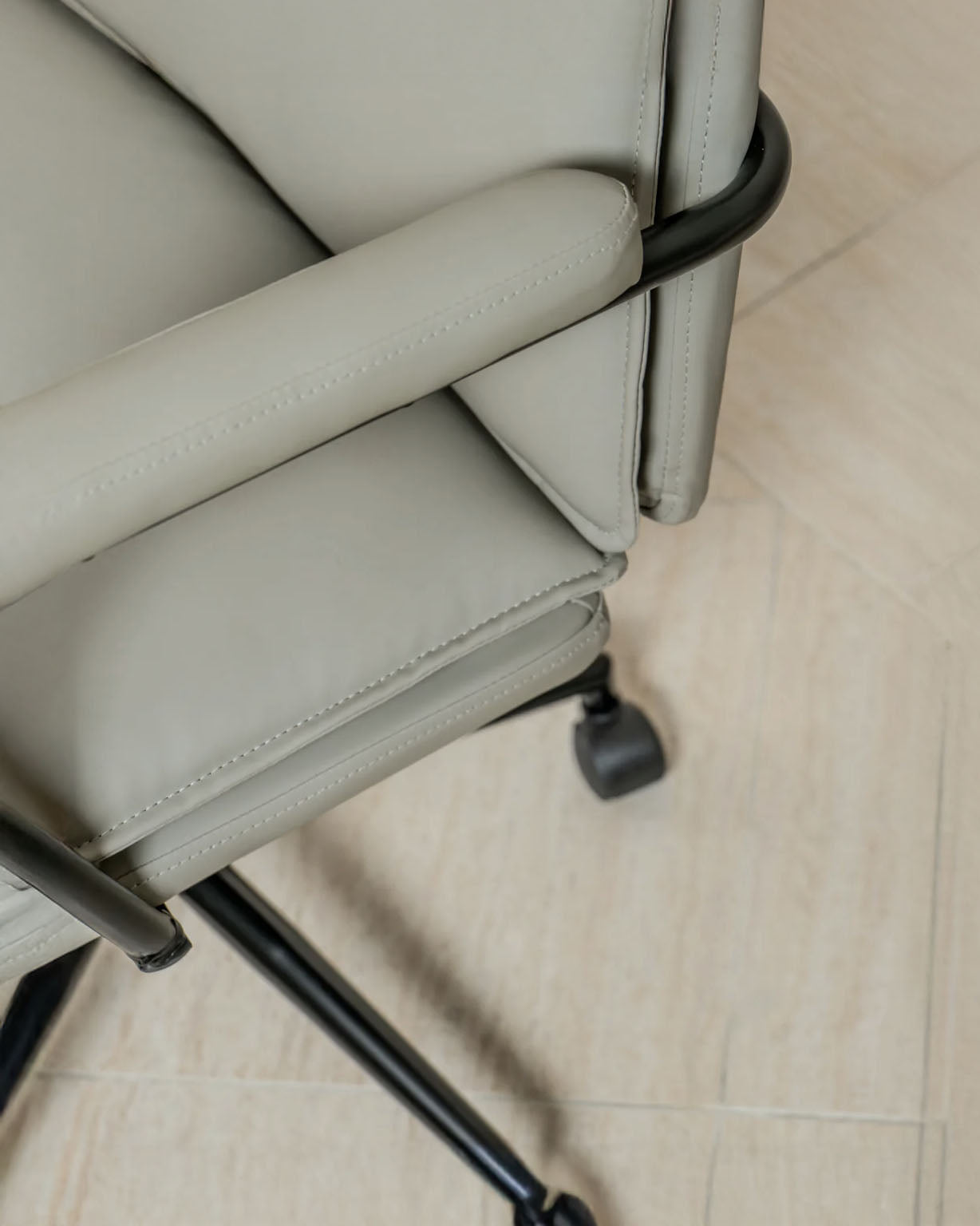 Executive Cushioned Office Chair (Grey Faux Leather) – Mid-century Modern Swivel Desk Chair - Marcel Olsen