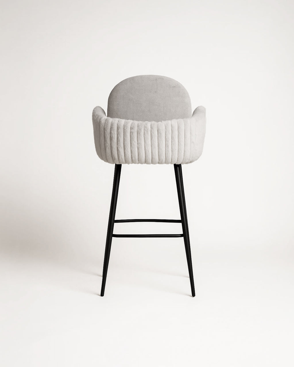 Nubbi Upholstered Bar Stools – Set of 4 (Soft Cloud, 61cm – Low) – Outlet Outlet Products - Marcel Olsen