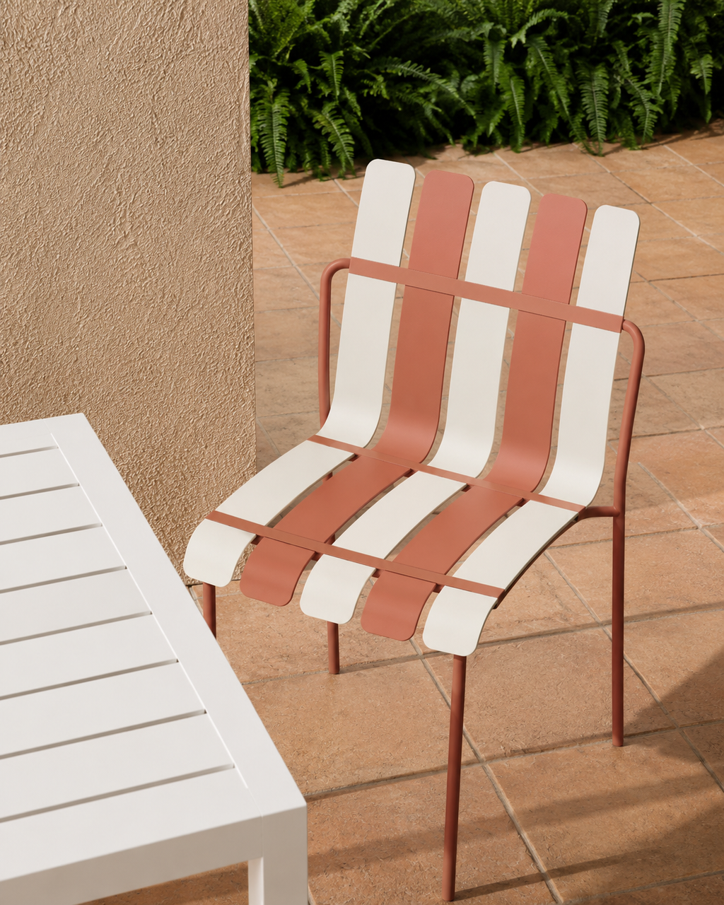 Ondara Outdoor Chairs – Set of 4 (Nude Beige & White) – Outlet - Marcel Olsen