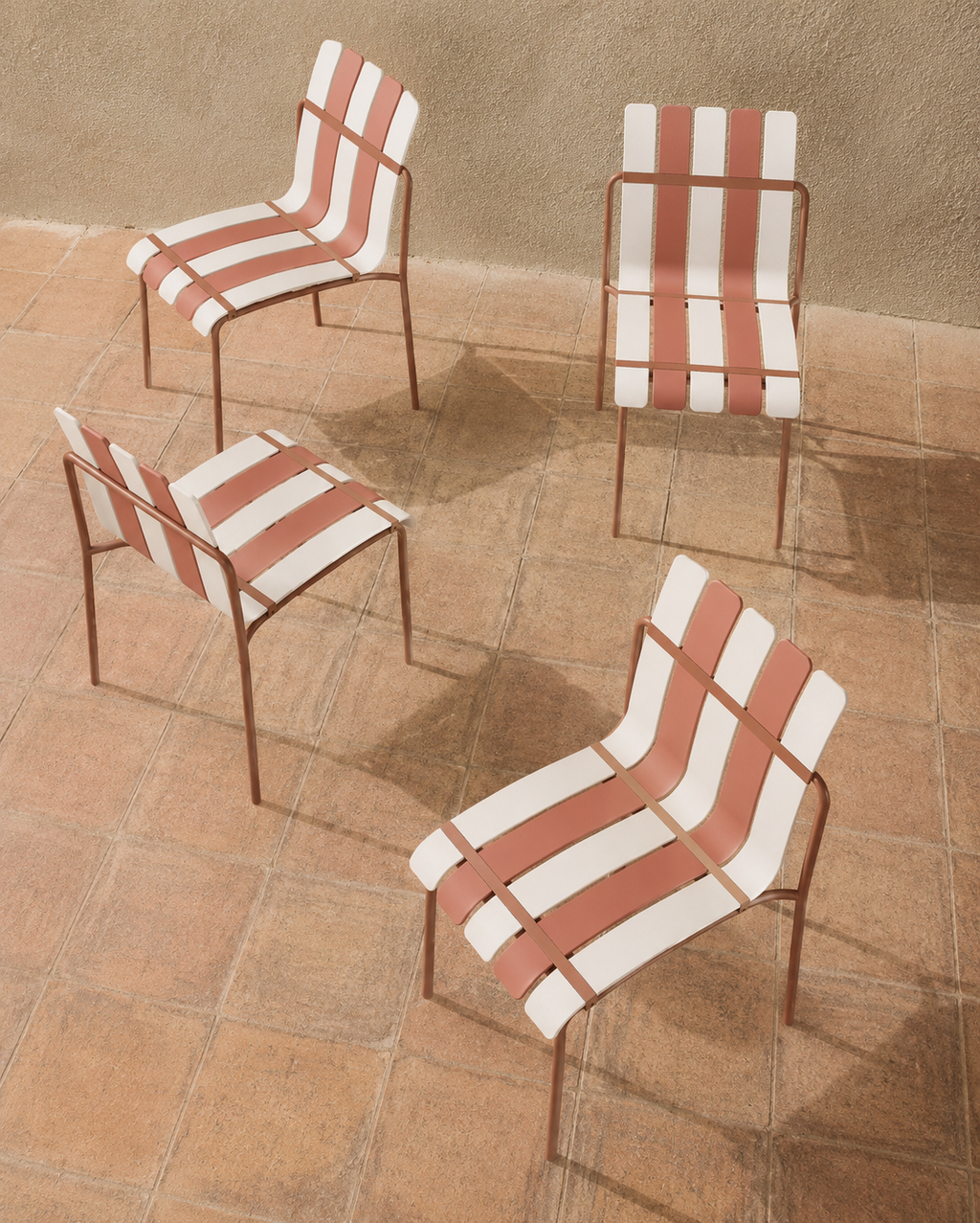 Ondara Outdoor Chairs – Set of 4 (Nude Beige & White) – Outlet - Marcel Olsen