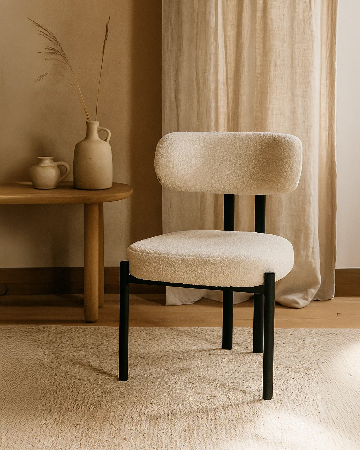 Riancho Dining Chair (White Bouclé) – Modern Minimalist Dining Chair - Marcel Olsen