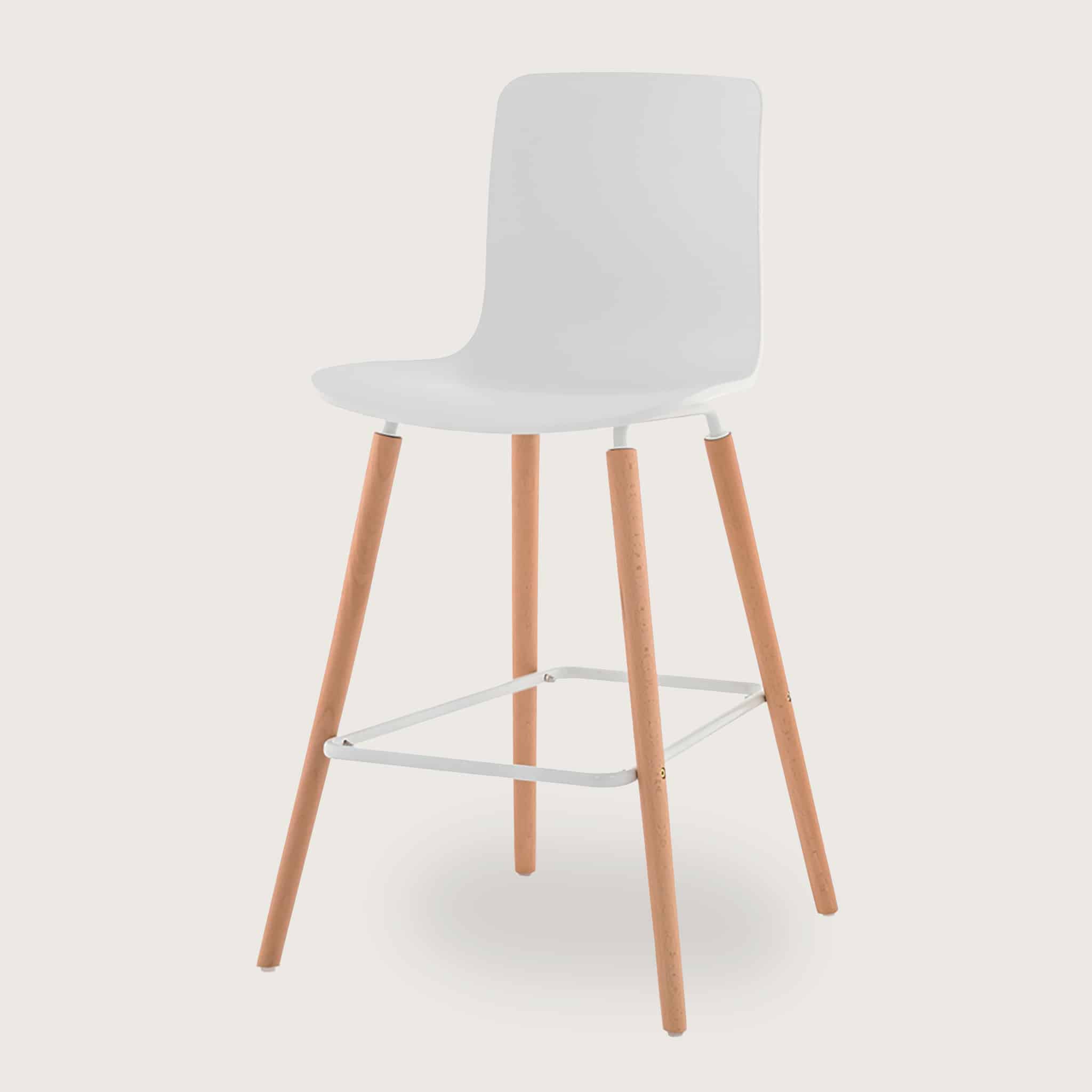 Casco Modern Bar Stool (Arctic White) – Scandinavian Style Shell Stool with Wooden Legs (66cm) - Marcel Olsen