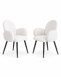 Sedie da pranzo imbottite Nubbi – Set da 2 (Soft White) su sfondo bianco