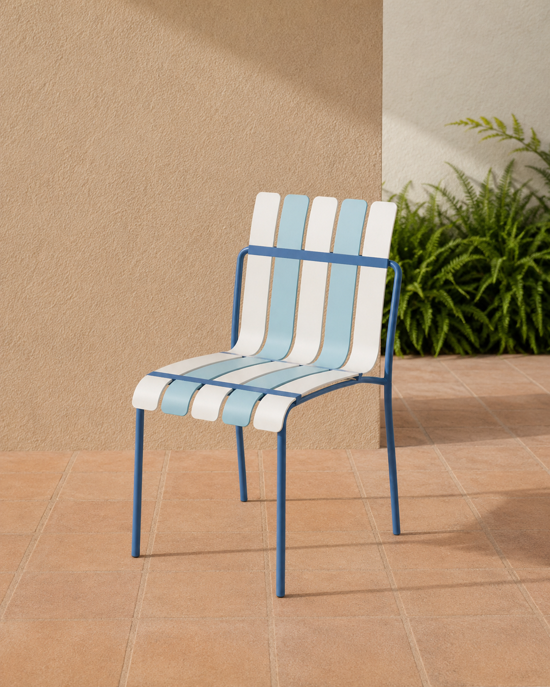 Ondara garden chair in Sea Blue & White